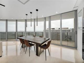 Waterfront Condo with Stunning Miami Bay - Miami - 7