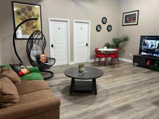 Downtown Private Room Central Location - 9