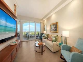 Beachfront Condo with Panoramic Views - Longboat Key - 7