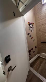 Downtown Private Room Central Location - 8