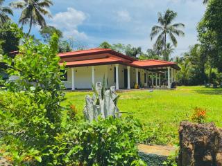 Arachchi Waththa Holiday Bungalow - Uwaragala - 3