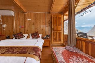TIBET Guest house 虎跳峡卓玛客栈 - Shangri-La - 1