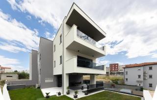 Lovely Apartment In Podstrana - 0