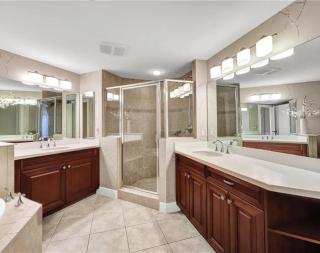 Waterfront Condo with Marina Views in Cape Coral - Cape Coral - 3