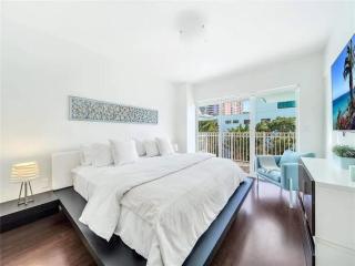 Stylish Condo Near the Beach in Key Biscayne - Miami - 1