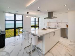 Oceanview Condo in Key Biscayne - Miami - 7