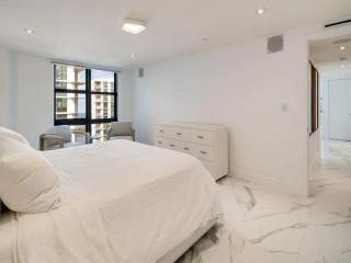 Oceanview Condo in Key Biscayne - Miami - 2