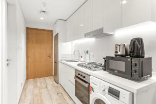 Business Bay Studio Near Dubai Mall, Burj Khalifa & Downtown Hotspots - 4