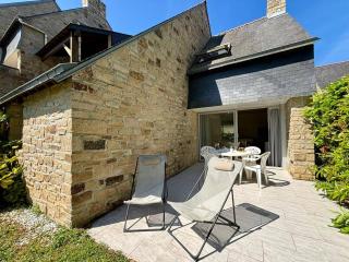 Charmant T2 avec terrasse à 150m plages, Carnac - 2 pers, TV, parking, proche commerces - FR-1-377-17 - Carnac - 0
