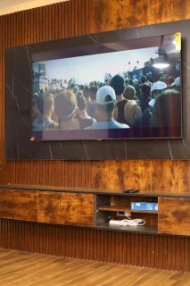 Harridon Luxury Apartment 1 - 2