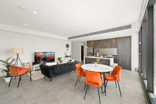 Sydney Olympic Park Escape w Car Space Height 2m - 8