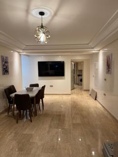 Residence Oussama, Near Hilton, Mall and restaurants, family only building - 4