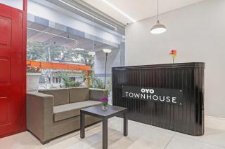Super Townhouse Ameerpet - Ameerpet - 0