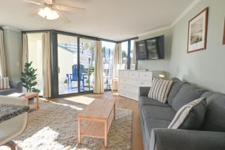 Sunbird Resort Ground Floor Free Beach Chairs - by Sunbird Rentals - Panama City Beach - 1