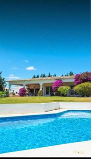 Exclusive Secluded Villa with Private Pool Hot tub & BBQ -7 Minutes from Marbella" - Estepona - 0