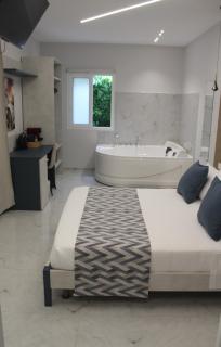 Encanto Suites by La Sirenetta - Schisò - 9