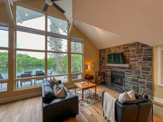 Le Mimosa 32 nights min ExitChalets Lake - 4