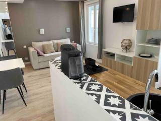 Hyper centre! Magnifique studio neuf à proximité directe de la gare et place morny - 5