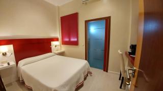 Hostal Paris - 5
