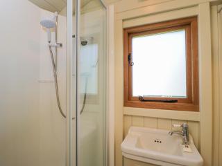 Spindle - Witney - 3