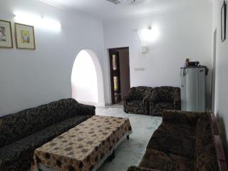 Ganddhok's Villa - Jāmb - 2