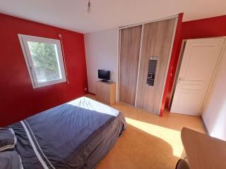 Chambre chez nous - 1