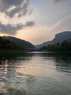 ZhangJiaJie Enjoy Nature hotel - Hanqiyu - 3