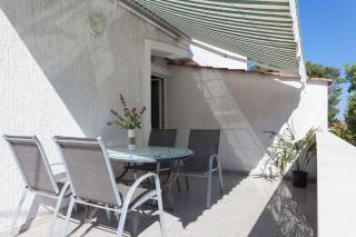 Apartment Pejnović - Malinska - 9