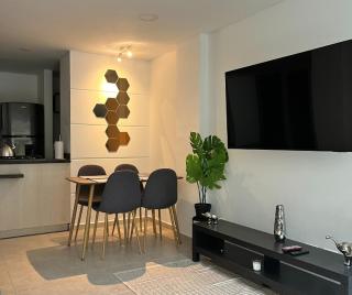 Local Gem with Terrace, Near Provenza - Medellín - 1