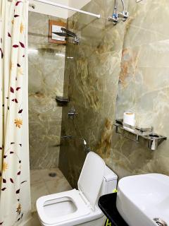 2-BR 1000 sq ft apartment near Max Hospital Saket - Nuova Delhi - 7