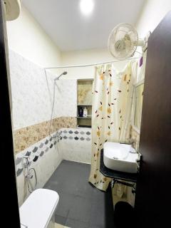 2-BR 1000 sq ft apartment near Max Hospital Saket - Nuova Delhi - 5