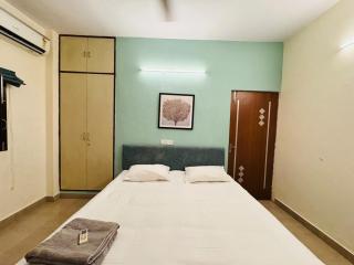 2-BR 1000 sq ft apartment near Max Hospital Saket - Nuova Delhi - 2