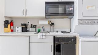 Cozy 1BR w Ocean Views & Parking - OCNJ - 5