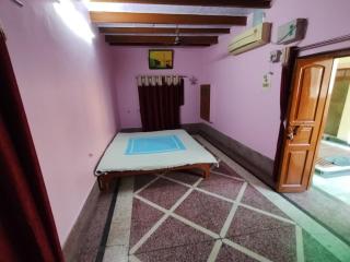 Heritage Homestay At Old City Near Holy Ganges - Varanasi - 7