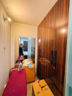 3BR Spacious Apt Park Facing with Balcony - Nuova Delhi - 9