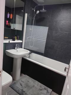 Beautiful fully renovated flat in Didcot - - 1