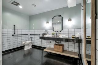 Hangover Easy Suite 6BR by Maddox Hotel - Nashville - 8