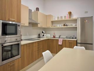 Lovely Apartment Central Area - Sliema - 9