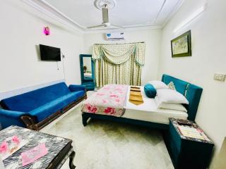 Neelum Guest House - Islamabad - 6