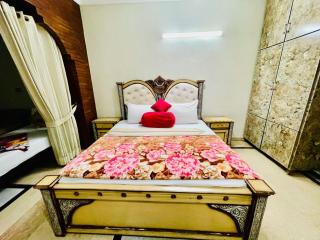 Neelum Guest House - Islamabad - 1