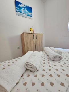 Vila Lučica apartman 2 pogled planina - Petrovac - 2