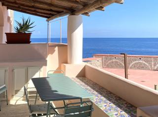 Casa Cappero - sul porto di Malfa - 6