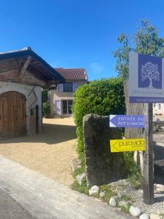 GITE DU ROY D'AMONT Plaine de l'Ain, repas sur réservation - 8