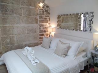 Private Apartments In Diocletians Palace - Split - 8