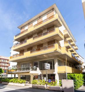 Hotel Ischia - Rímini - 0