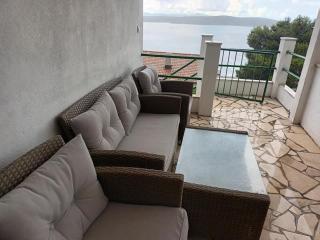 Apartament Karla - Jelsa (Gelsa) - 1