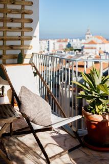 Sunny and spacious apartment with great balcony - Lisboa - 3