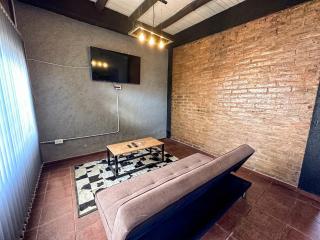 Casa Céntrica Mendoza Cochera para 3 vehículos - La Cieneguita - 0
