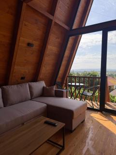 Azalea 2, Cozy Wooden Villa - Tirana - 2