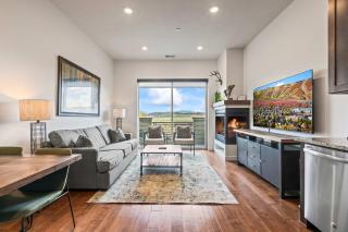 The Nook at Newpark-Mountain days Hot tub nights - 0